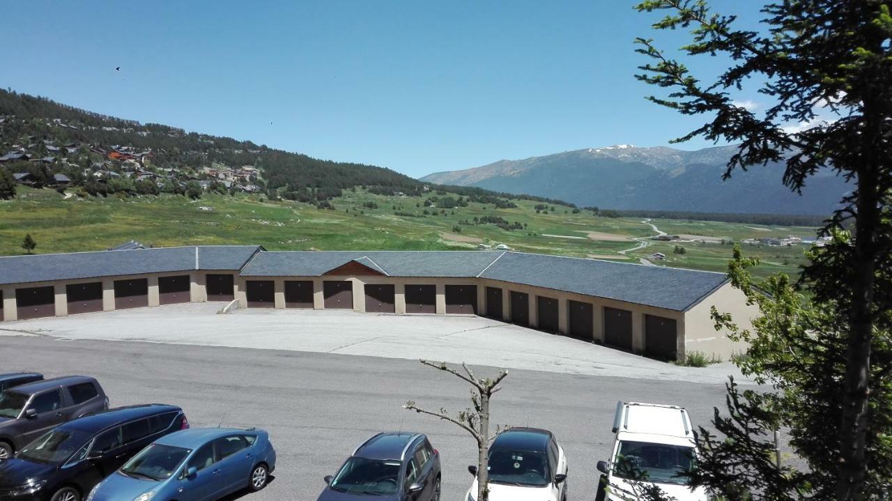 Charmant T2 Avec Cabine Fermee Et Terrasse Les Angles  Eksteriør billede